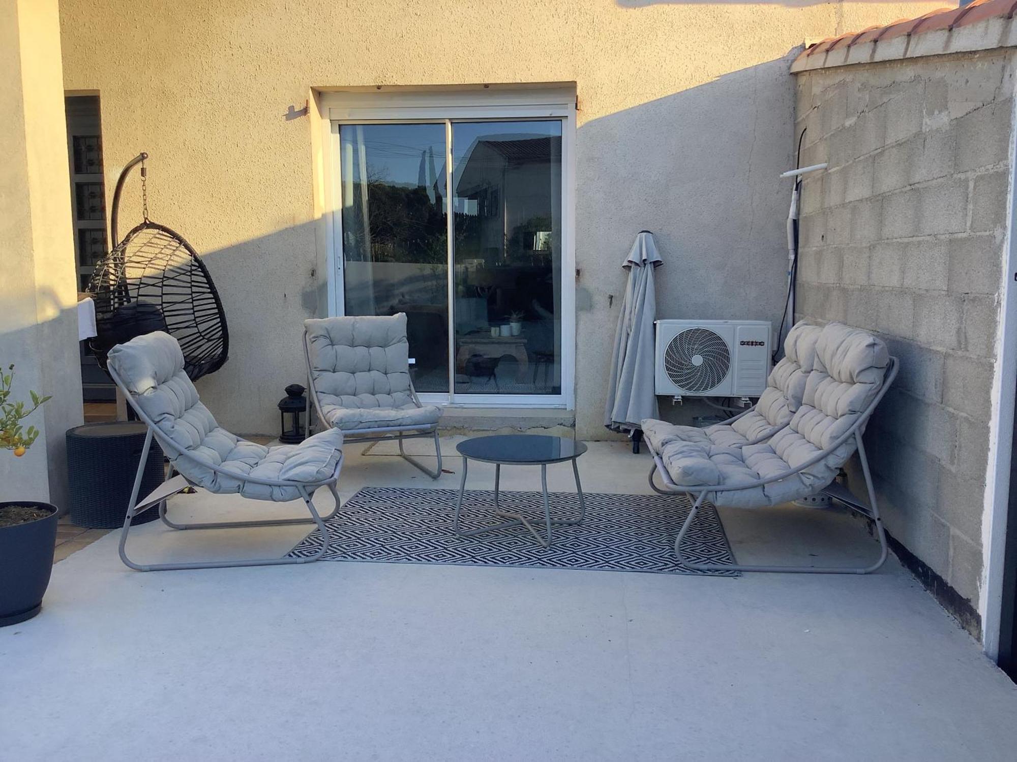 Maison Proche Avignon 2 Holiday home *